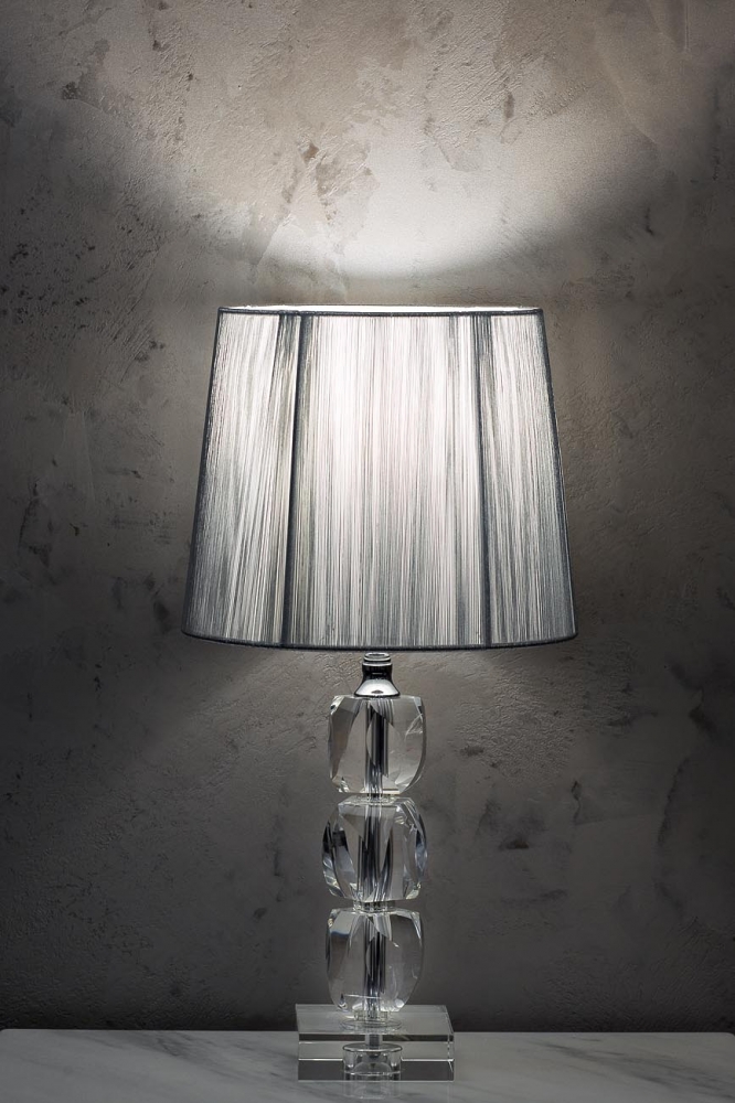 Лампа настольная