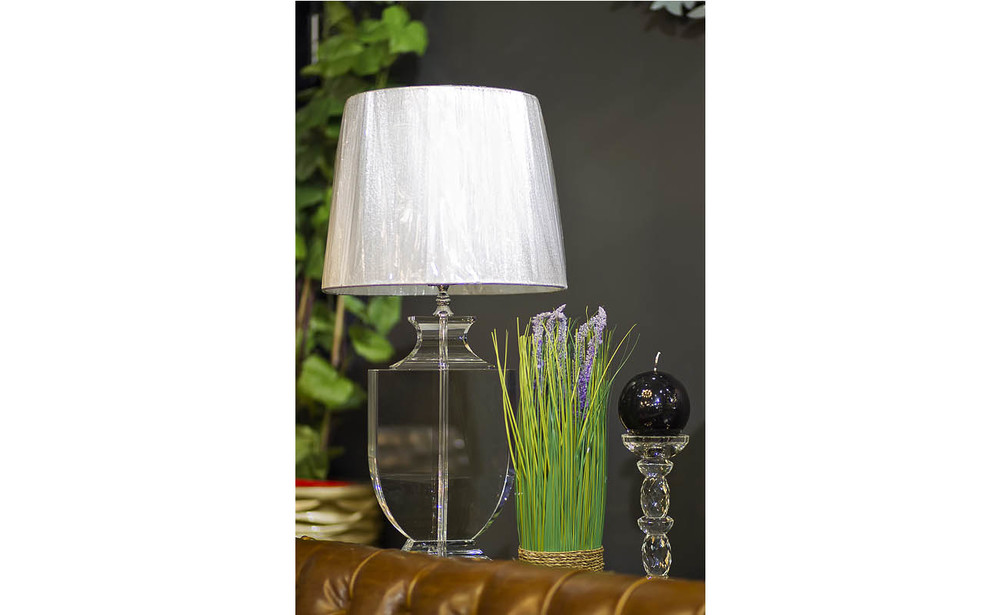 Лампа настольная