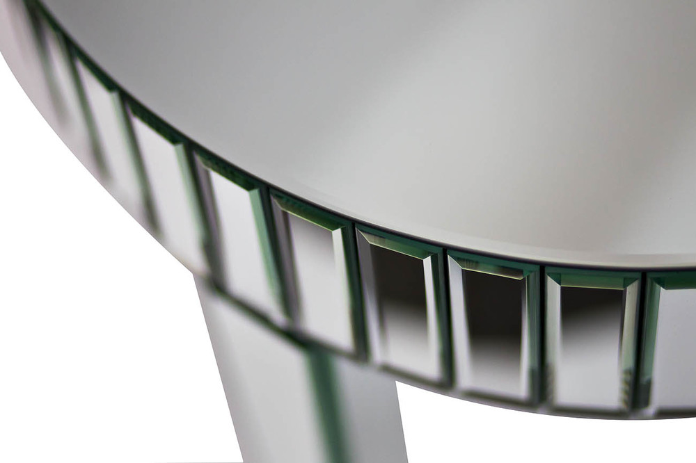 Стол журнальный