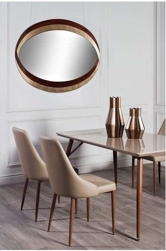 Стол обеденный бежевый