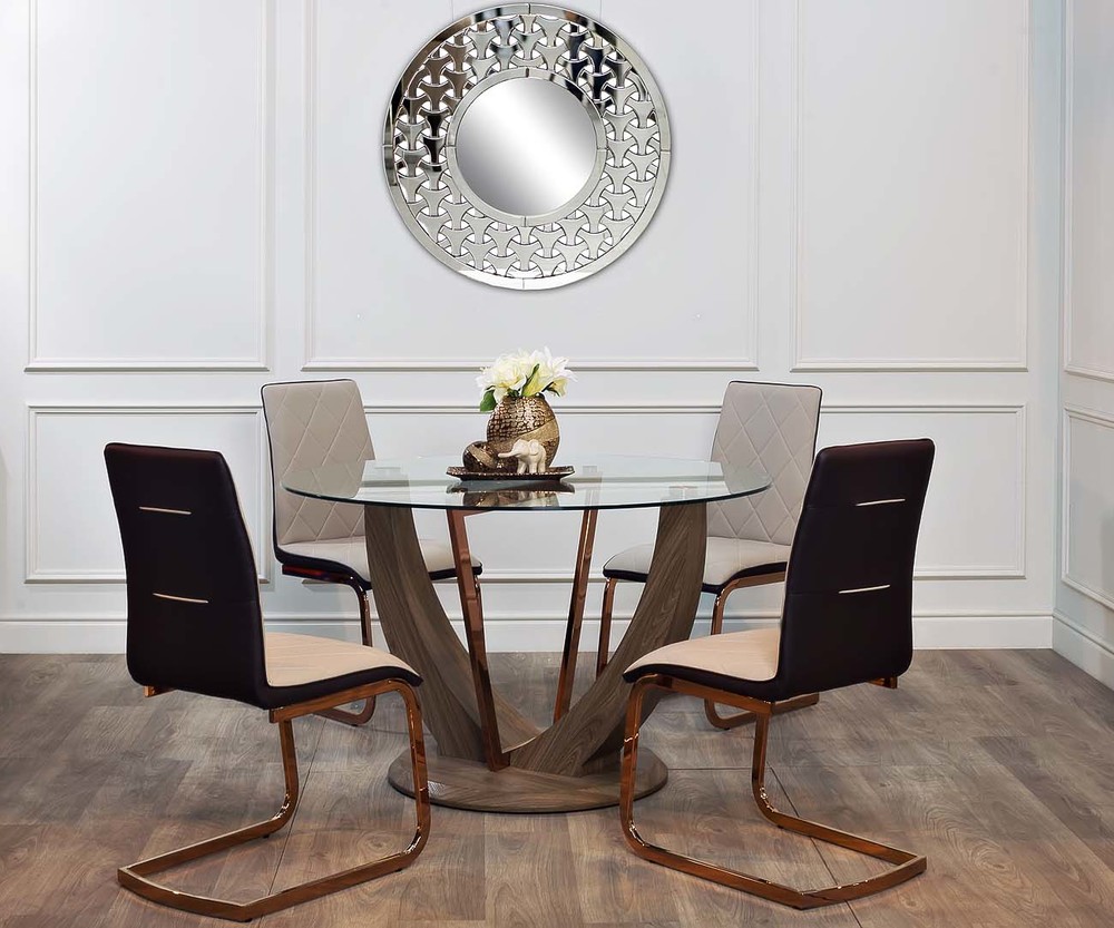 Стол обеденный бежевый