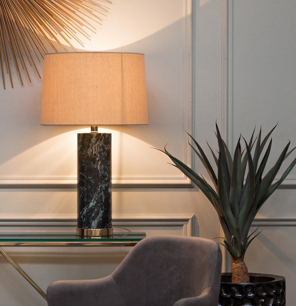 Лампа настольная